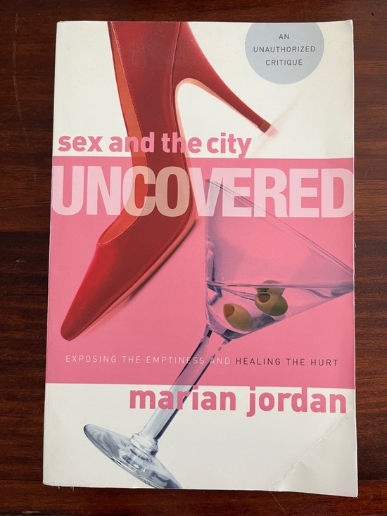 Other - 🏷 Sex and the City Uncovered by Marian Jordan - Pink & Red Cover